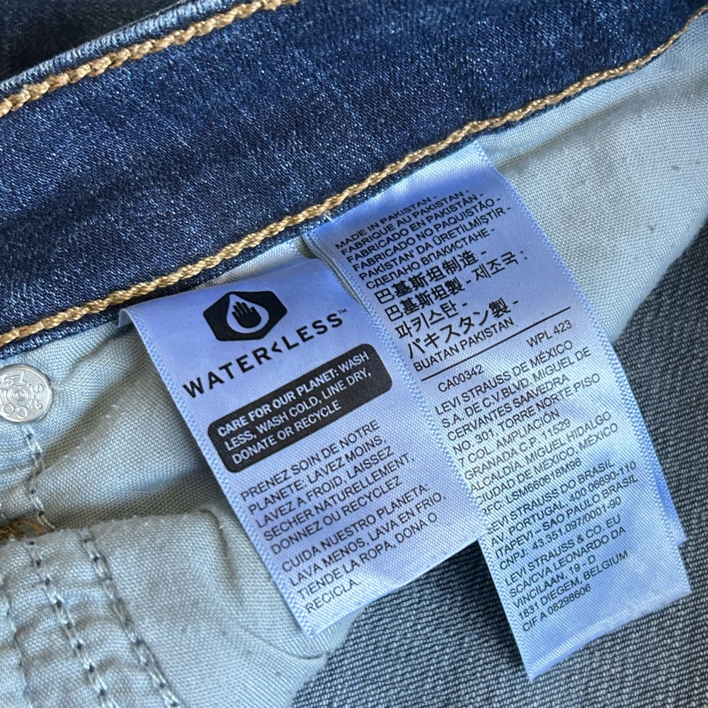 Levi's 721 high-rise Skinny Jeans - Picture 6 of 6